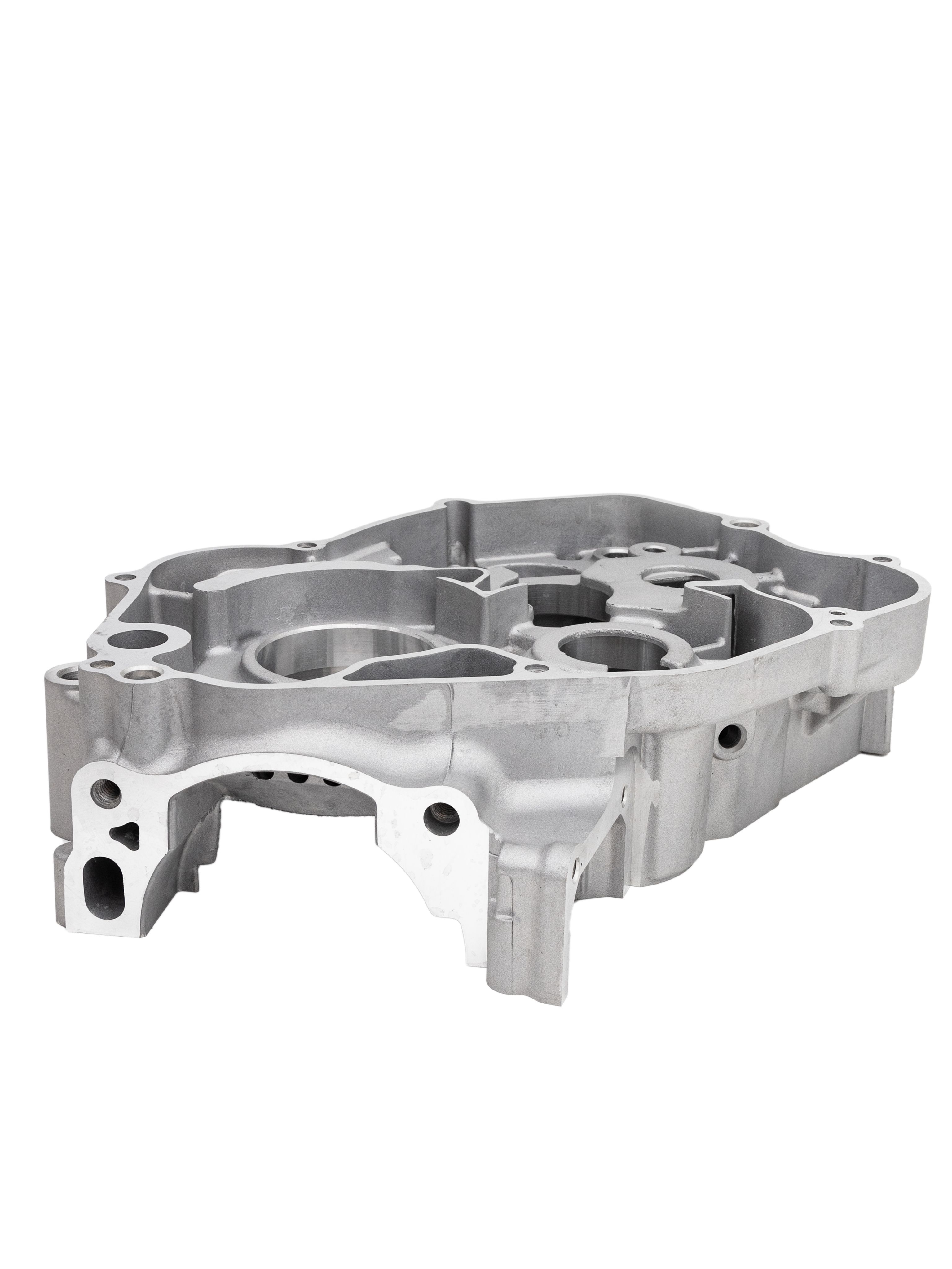 Картер двигателя правый MT250 оригинал Loncin